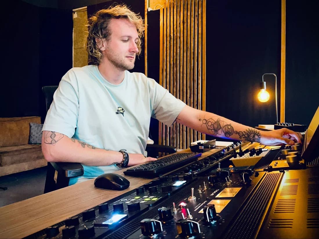 Online mastering for Artists Who Demand Sonic Excellence