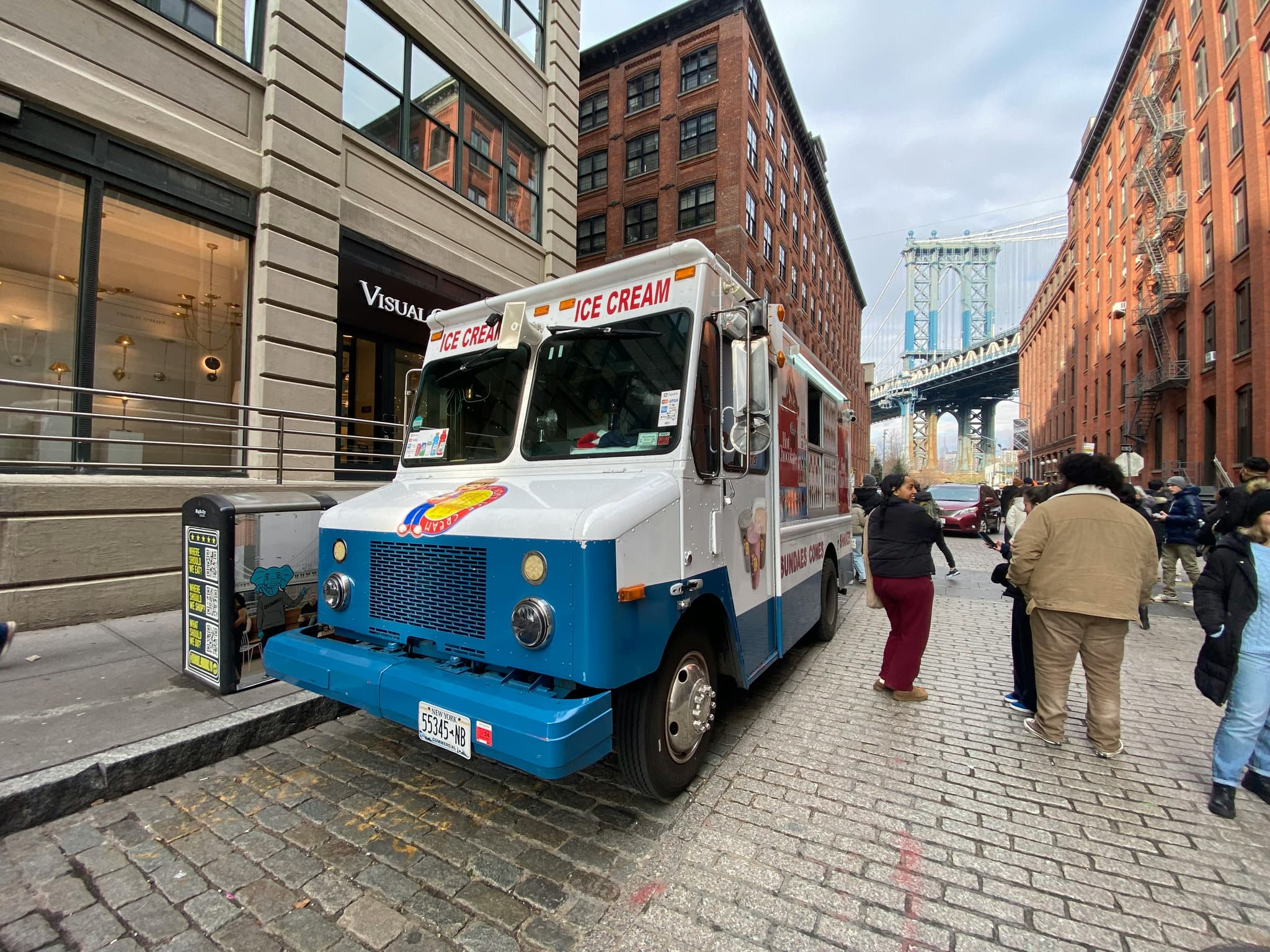 Book a Festival Ice Cream Vendor for a Sweet Festival Experience